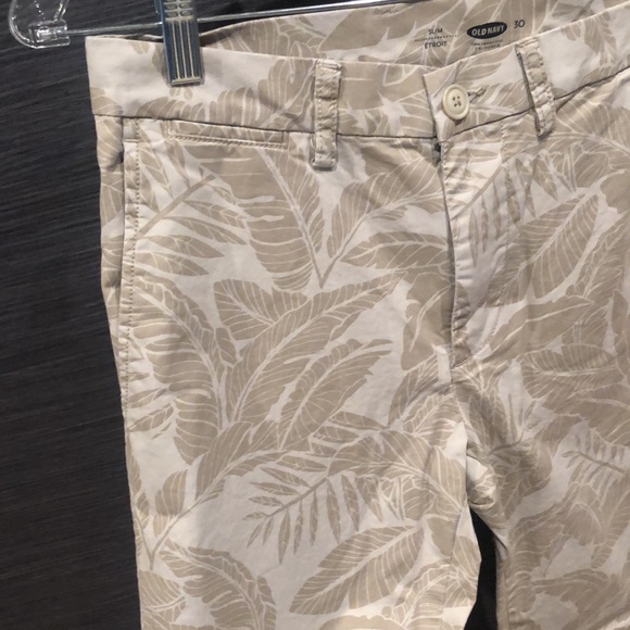 OLD NAVY FLORAL PRINT CHINOS - Picture 2 of 8